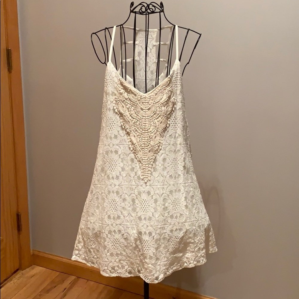 Brigitte Bailey Lace Dress